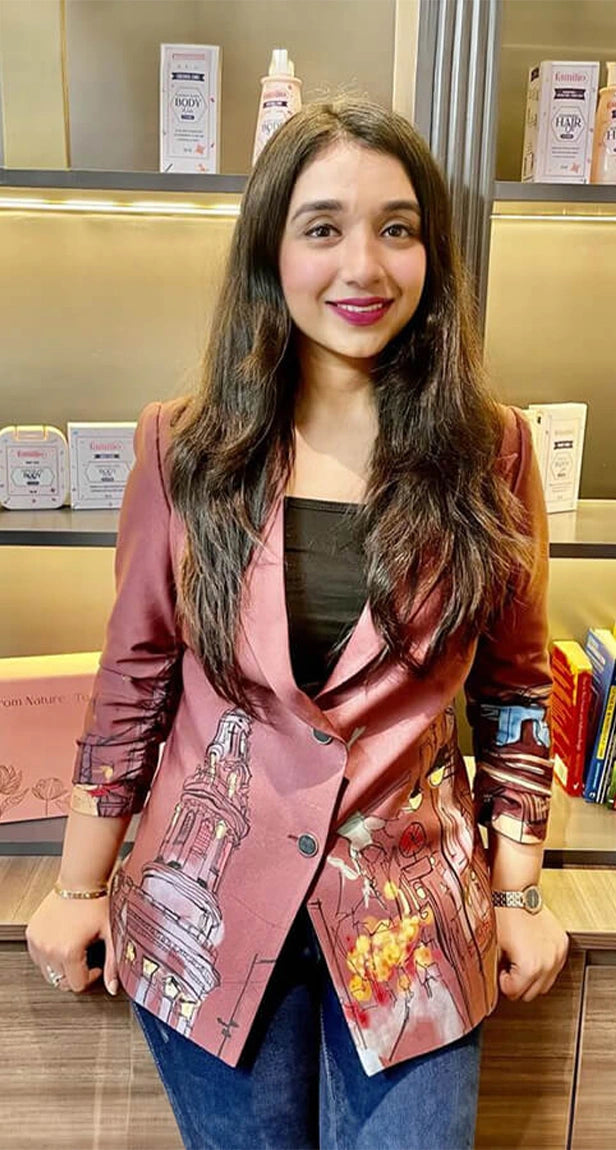 Diksha Jodhani, founder of Familio